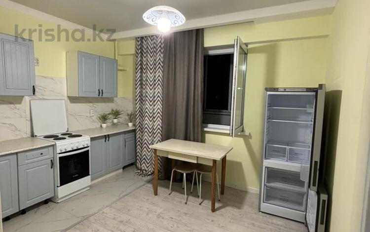 1-бөлмелі пәтер · 45 м² · 2/10 қабат, Жунисова 14/7, бағасы: 27.6 млн ₸ в Алматы, Наурызбайский р-н — фото 8