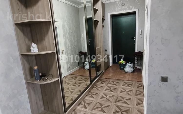 4-комнатная квартира · 94 м² · 1/4 этаж, Б.Жамакаева 152 за 500 000 ₸ в Семее, Красный Кордон — фото 2