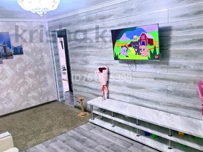 3-бөлмелі пәтер · 56 м² · 1/2 қабат, Карьер 8 — Магазин беркут, бағасы: 14.6 млн ₸ в Макинске