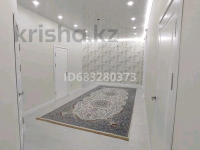 3-комнатная квартира · 137 м² · 4/5 этаж, мкр. Алтын орда, Батыс-2 мкр — Рядом школа Акбобек, Далида центр за 41 млн ₸ в Актобе