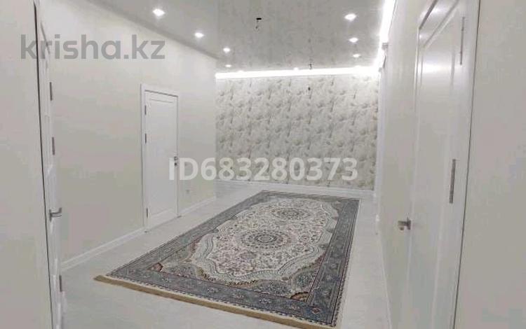 3-комнатная квартира · 137 м² · 4/5 этаж, мкр. Алтын орда, Батыс-2 мкр — Рядом школа Акбобек, Далида центр за 41 млн ₸ в Актобе — фото 10