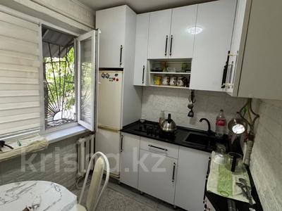 Продажа квартир в Шымкенте: 1-комнатная квартира · 32 м² · 1/5 этаж, мкр Восток за 13 млн 〒 1-комнатная квартира · 32 м² · 1/5 этаж, мкр Восток за 13 млн 〒 в Шымкенте, Аль-Фарабийский р-н