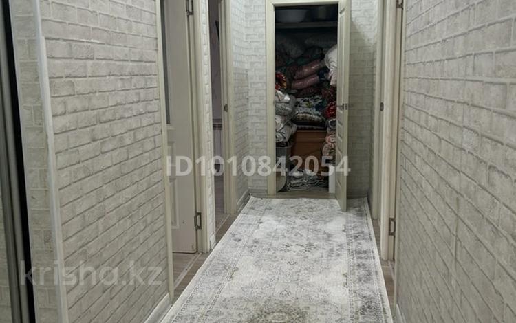 4-комнатная квартира · 91 м² · 2/5 этаж, 28А мкр 2 — Школа 23 за 27 млн ₸ в Актау — фото 2