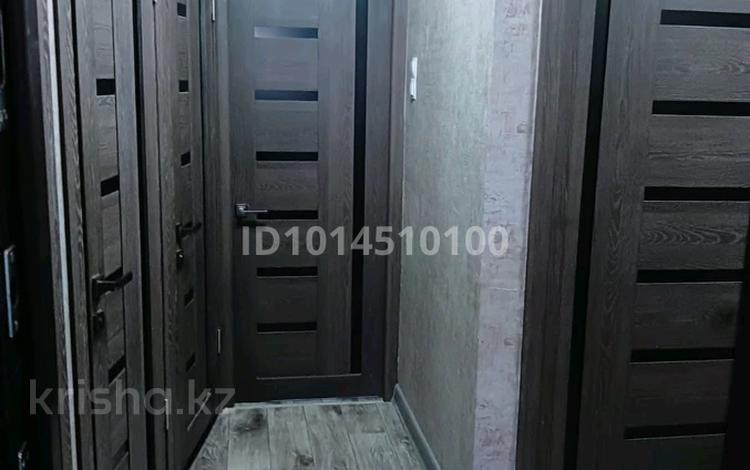 3-бөлмелі пәтер · 62 м² · 5/5 қабат, 28-шағынаудан, Муканова 34, бағасы: 21 млн ₸ в Караганде, Казыбек би р-н — фото 4