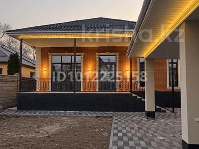 Отдельный дом · 4 комнаты · 208 м² · 5.5 сот., мкр Калкаман-2, Кыдырбекова 20 — Школа - №157 за 132 млн ₸ в Алматы, Наурызбайский р-н