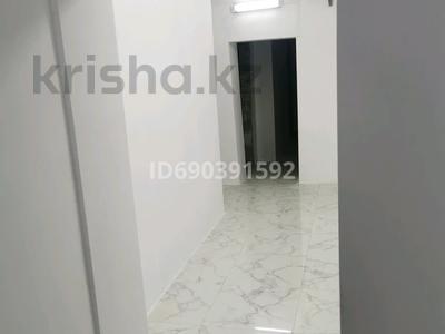 Продажа коммерческой недвижимости в Мангистауской обл.: Свободное назначение · 10.5 м² за 1 млн 〒 Свободное назначение · 10.5 м² за 1 млн 〒 в Актау, 17-й мкр