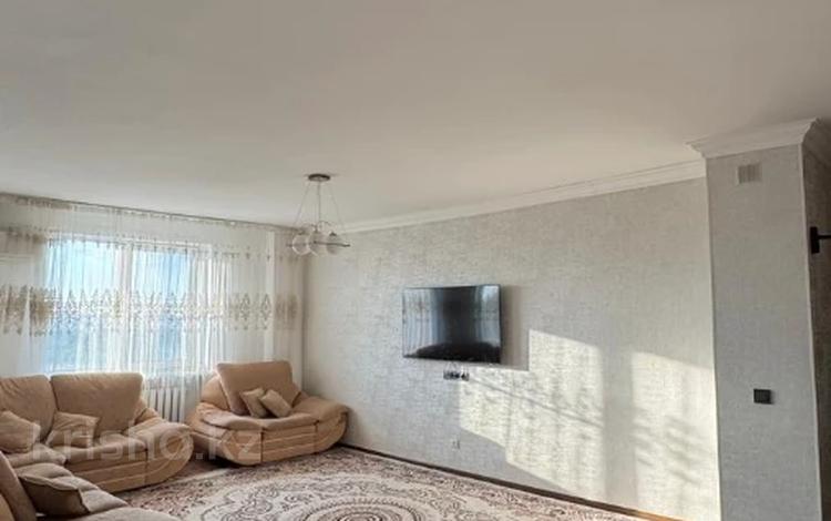 3-комнатная квартира · 100.4 м² · 9/10 этаж, мкр 12 за 24.6 млн ₸ в Актобе — фото 3