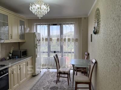 2-бөлмелі пәтер · 85 м² · 8/12 қабат, Казыбек би 43/9 — Барибаева, бағасы: 500 000 ₸ в Алматы, Медеуский р-н