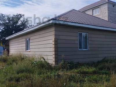 Отдельный дом · 5 комнат · 136.5 м² · 9 сот., мкр Шанхай, Рыскулова 43 за 38 млн ₸ в Актобе