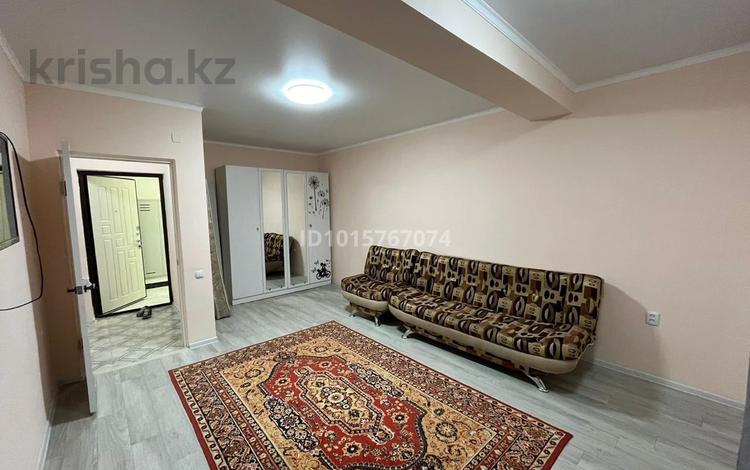 1-комнатная квартира · 45 м² · 4/5 этаж, 20-й микрорайон 22 — Монке би Сайна за 200 000 ₸ в Алматы, Алатауский р-н — фото 2
