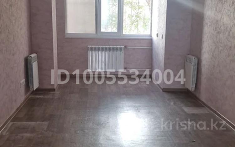 Офисы, магазины и бутики, салоны красоты, кабинеты и рабочие места, студии · 40 м² за 250 000 〒 в Павлодаре — фото 2