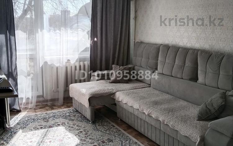 2-комнатная квартира · 52 м² · 2/9 этаж, Майкудук, Майкудук, 15й микрорайон 37 — горняк за 11.7 млн ₸ в Караганде, Алихана Бокейханова р-н — фото 2
