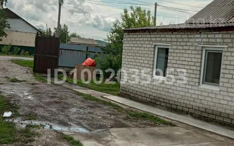 Отдельный дом · 2 комнаты · 48 м² · 13 сот., Ахмирово, Ахмирово Бірлік 2 — Зайла магазинінің жанында за 19 млн 〒 в Усть-Каменогорске — фото 2