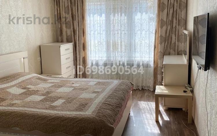 2-комнатная квартира · 54 м² · 1/5 этаж, 5 микрорайон за 230 000 ₸ в Конаеве — фото 2