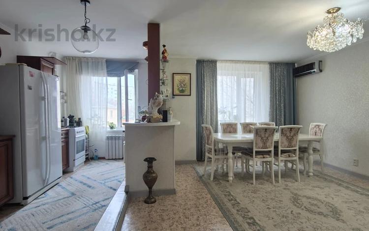 2-комнатная квартира · 70 м² · 2/9 этаж, мкр 12 за 25.5 млн ₸ в Актобе — фото 3