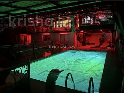 Дом · 4 комнаты · 120 м², Ореховой 43 за 250 000 ₸ в Алматы, Медеуский р-н