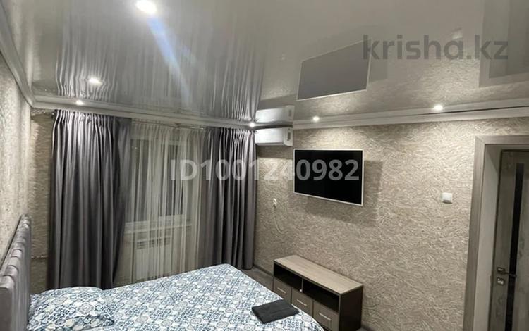 1-комнатная квартира · 40 м² · 3/4 этаж, Алдиярова — Казына, Военкомат за 5 000 〒 в Шымкенте, Аль-Фарабийский р-н — фото 2