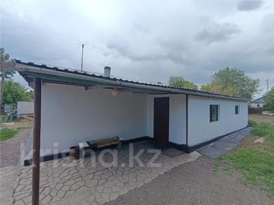 Жеке үй · 3 бөлме · 87 м² · 10 жүзд., Сортировка, Локомотивная, бағасы: 12.5 млн ₸ в Караганде, Алихана Бокейханова р-н