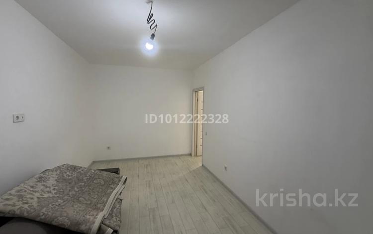 1-комнатная квартира · 39.4 м² · 7/12 этаж, просп. Райымбека 257 за 32 млн ₸ в Алматы, Жетысуский р-н — фото 2