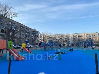 2-бөлмелі пәтер · 56 м² · 5/5 қабат, Юность 45, бағасы: 16 млн ₸ в Семее, Красный Кордон