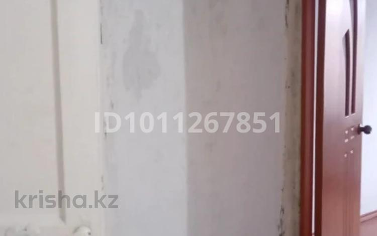 3-бөлмелі пәтер · 58 м² · 5 қабат, Яссави 108а, бағасы: 9 млн ₸ в Кентау — фото 2