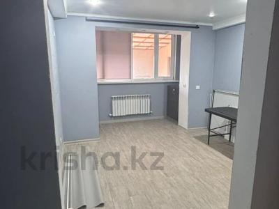 Свободное назначение, офисы, магазины и бутики, салоны красоты, медцентры и аптеки, образование · 60 м² за 30 млн 〒 в Аксае