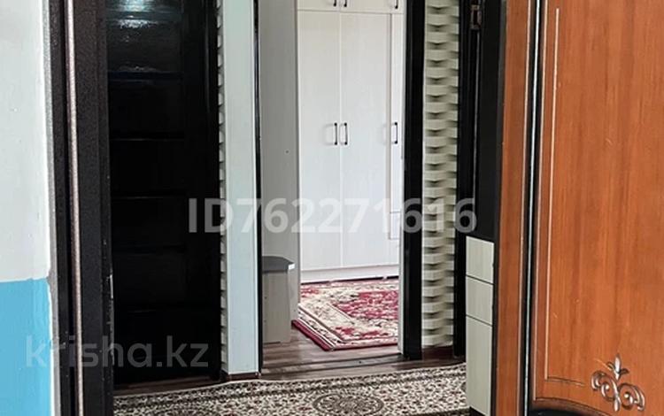 4-комнатная квартира · 72 м² · 5/5 этаж, Яссави 93 — Айсберг артындағы дом за 15 млн ₸ в Кентау — фото 2