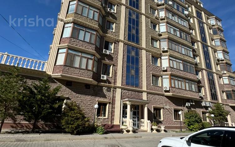 2-бөлмелі пәтер · 77 м² · 2/8 қабат, Валиханова 21, бағасы: 34 млн ₸ в Атырау — фото 2