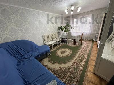 3-комнатная квартира, 67 м², 3/5 этаж, Жансугурова 58/66 за 20 млн 〒 в Талдыкоргане