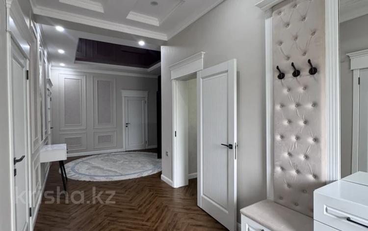 Отдельный дом · 4 комнаты · 170 м² · 8 сот., Мкр.Бозарык б/н за 73 млн ₸ в Шымкенте — фото 2