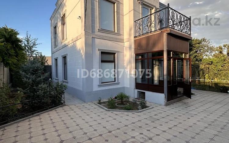 Жеке үй · 5 бөлме · 200 м² · 8 жүзд., Таласская 18б, бағасы: 500 000 ₸ в Таразе — фото 2