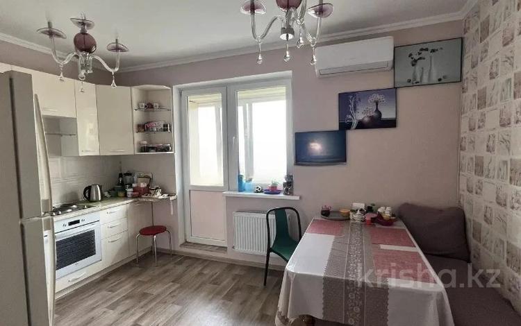 3-бөлмелі пәтер, 114 м², 9/12 қабат, Рыскулбекова 28/1, бағасы: 74 млн 〒 в Алматы, Алмалинский р-н — фото 2