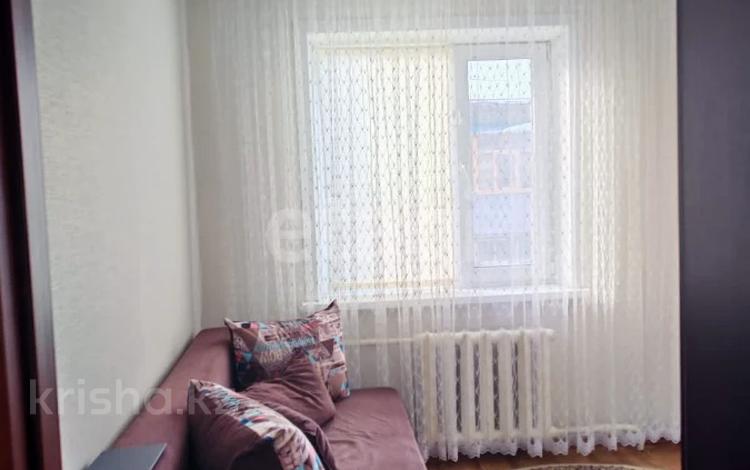 4-комнатная квартира · 62 м² · 5/5 этаж, Строителей 18 за 11.5 млн ₸ в Аксу — фото 4