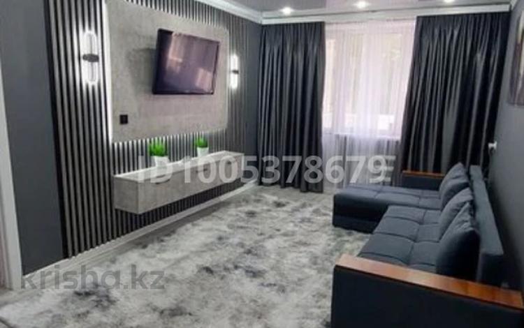 2-комнатная квартира · 50 м² · 3/3 этаж, Горького за 16 000 ₸ в Усть-Каменогорске — фото 2