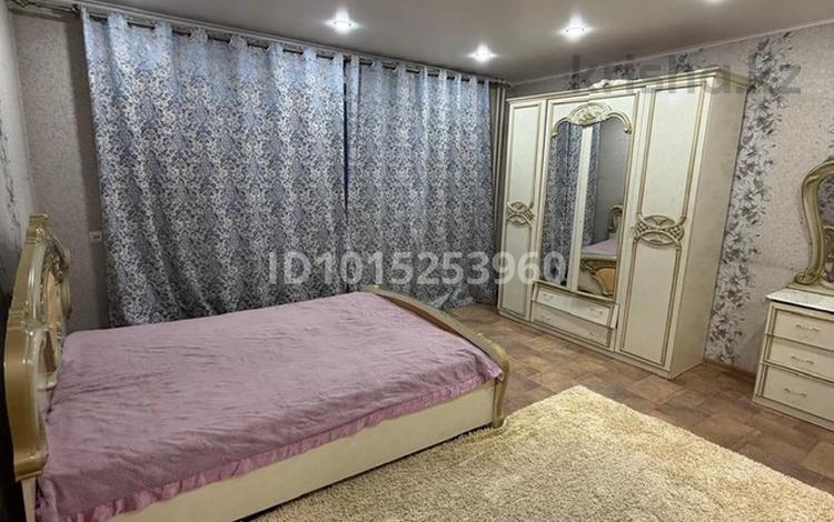 2-комнатная квартира · 54 м² · 4/9 этаж, Бозтаева — Томирис за 220 000 ₸ в Семее — фото 2