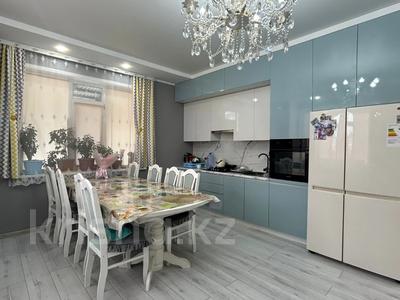 Отдельный дом · 5 комнат · 172.7 м² · 10.77 сот., 52 квартал 17 — Северо-Западный микрорайон за 85 млн 〒 в Костанае