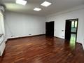 Отдельный дом · 12 комнат · 730 м² · 18.5 сот., Жамакаева 254/А за 3.5 млн ₸ в Алматы, Медеуский р-н — фото 11