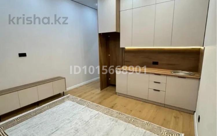 1-комнатная квартира · 38 м² · 9/9 этаж, Тынышбайұлы М 10 за 27.2 млн ₸ в Астане, Сарайшык р-н — фото 2