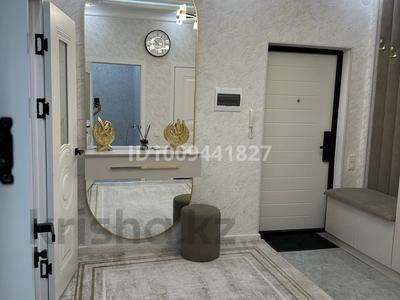 2-бөлмелі пәтер · 71 м² · 9/9 қабат, мкр Шымсити, Байдибек би 10/3, бағасы: 45 млн ₸ в Шымкенте, Абайский р-н