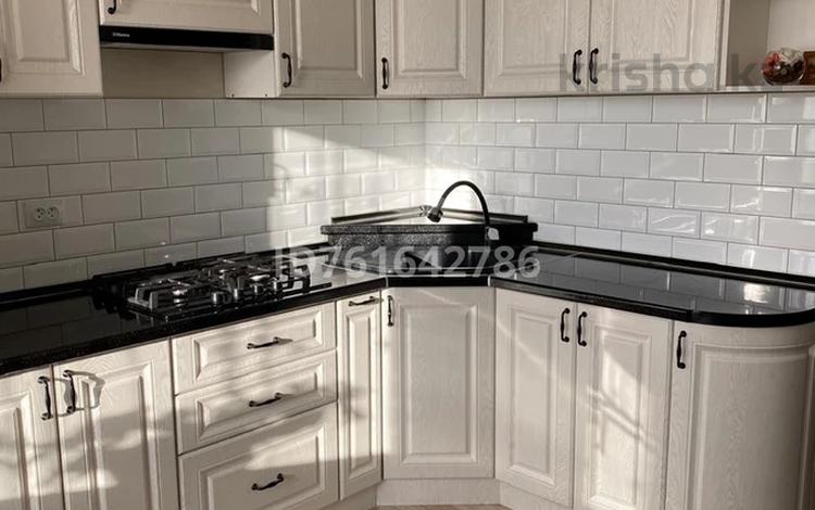 2-бөлмелі пәтер · 60 м² · 8/9 қабат, Назарбаева 86, бағасы: 28.7 млн 〒 в Кокшетау — фото 12
