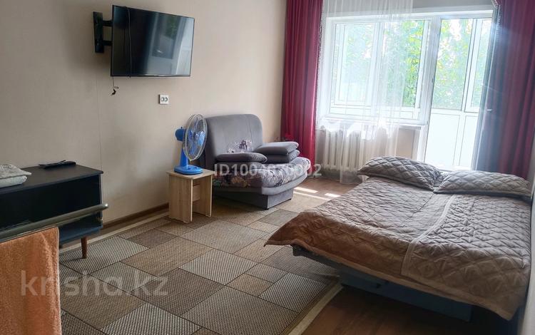 1-комнатная квартира · 35 м² · 4 этаж, Казахстан 110/1 — Библиотеки Пушкина за 1 000 ₸ в Усть-Каменогорске — фото 9