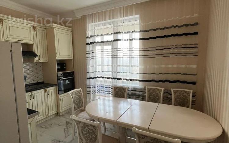 3-комнатная квартира · 92 м² · 13/13 этаж, Ходжанова 57/5 за ~ 71 млн ₸ в Алматы, Бостандыкский р-н — фото 2
