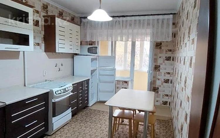 2-комнатная квартира, 50 м², 3/5 этаж помесячно, мкр Коктем-1 50 — Маркова