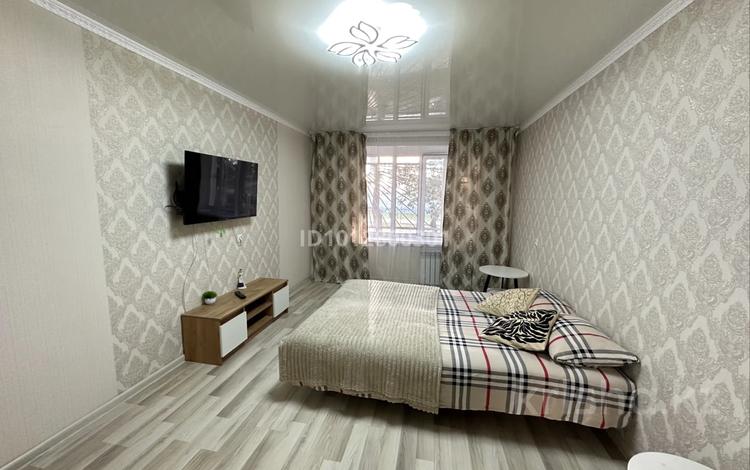 1-комнатная квартира · 32 м² · 1/5 этаж, Каирбаева 72 за 1 000 ₸ в Павлодаре — фото 7