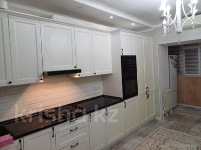 3-комнатная квартира · 90 м² · 6/9 этаж, мкр. Алтын орда за 34 млн ₸ в Актобе