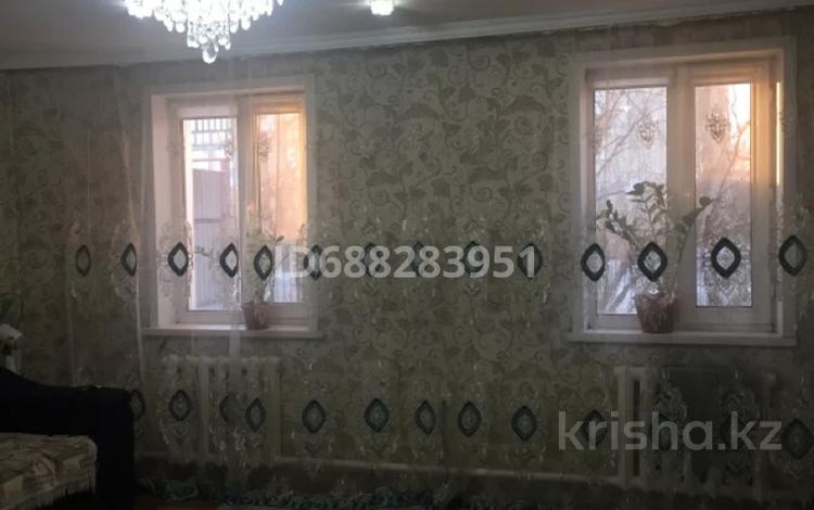 Отдельный дом · 3 комнаты · 82 м² · 7 сот., Аюченко 32 за 18 млн 〒 в Семее — фото 2