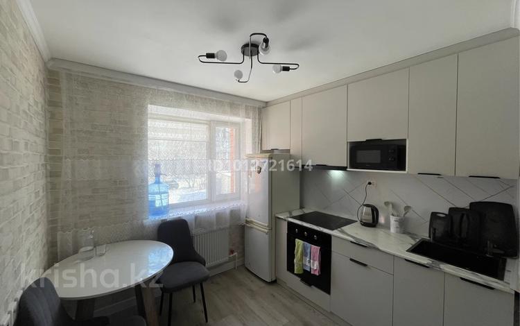 2-бөлмелі пәтер · 58 м² · 2/5 қабат, Майкудук, 14й микрорайон 5/3, бағасы: 16.5 млн ₸ в Караганде, Алихана Бокейханова р-н — фото 2
