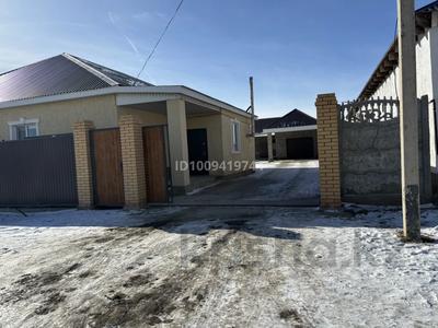 Отдельный дом · 4 комнаты · 200 м² · 10 сот., мкр Кокарна, 2 6а за 37 млн ₸ в Атырау