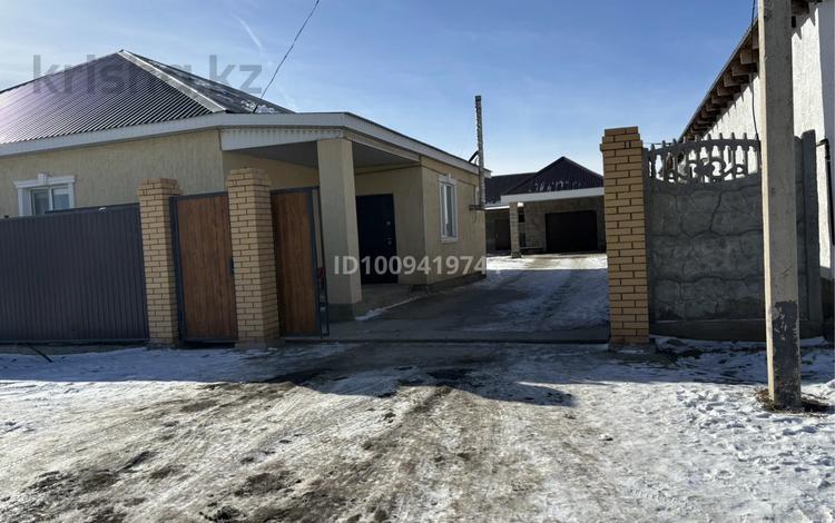 Жеке үй · 4 бөлме · 200 м² · 10 жүзд., Көкарна ш/а., 2 6а, бағасы: 37 млн ₸ в Атырау, мкр Кокарна — фото 2