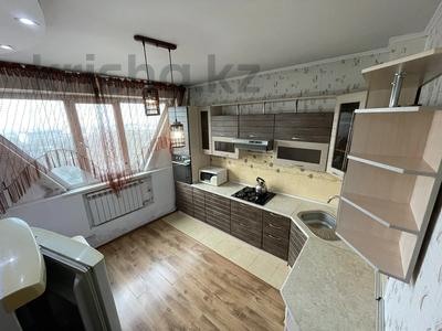 2-комнатная квартира, 55 м², 9/9 этаж помесячно, мкр Таугуль-1 82 — Сулейменова-Пятницкого за 190 000 〒 в Алматы, Ауэзовский р-н